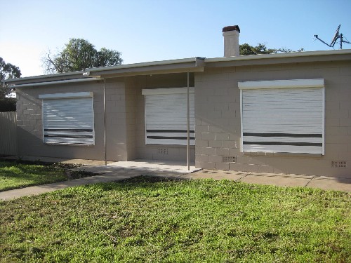 Large Brick Home, Close to CBD