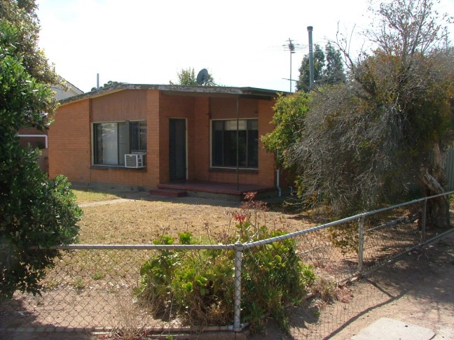 Centrally Located- Position Perfect