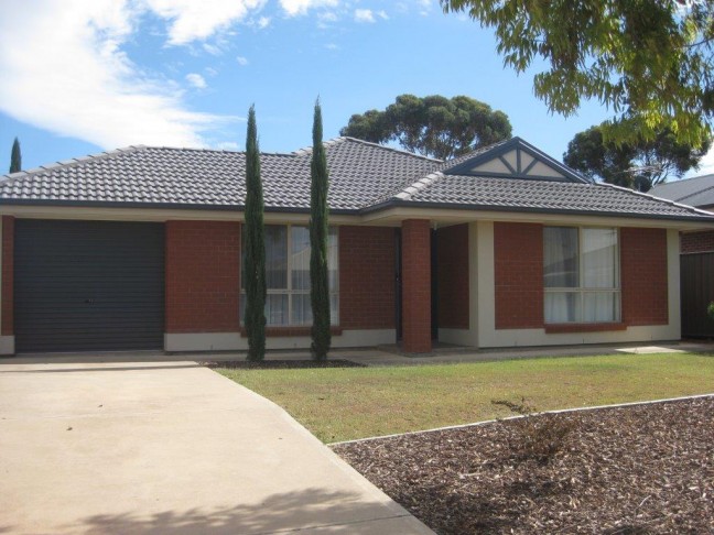 Situated in a Neat Residential Estate!