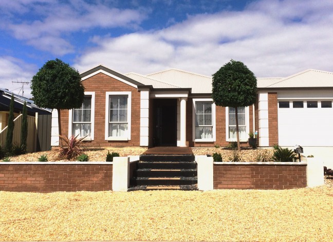 Modern, Roomy with all the Trimmings