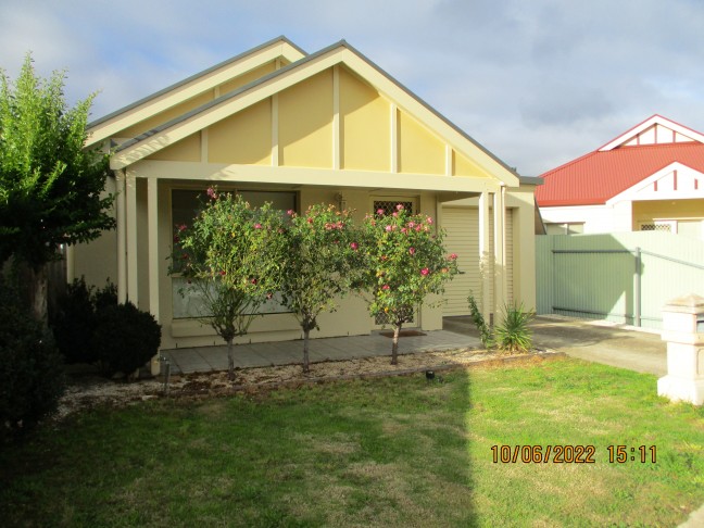 Lovely Home in Quiet Area!