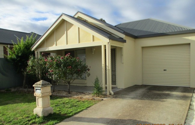 Lovely Home in Quiet Area!