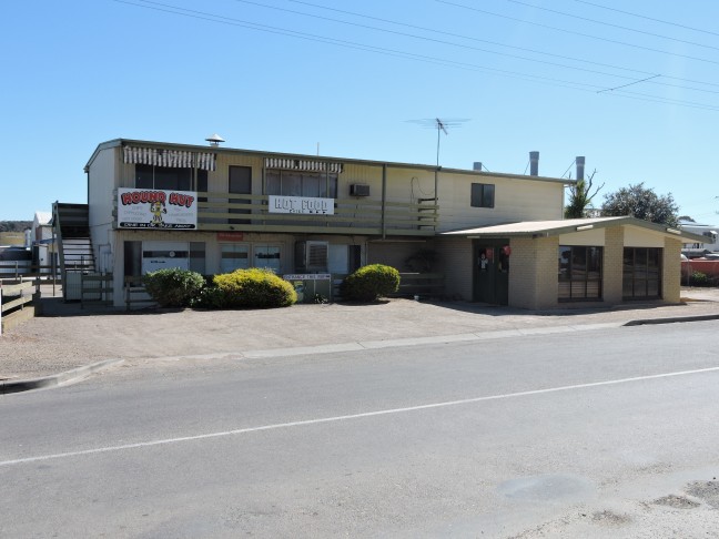 Iconic Corner Property, Position Perfect