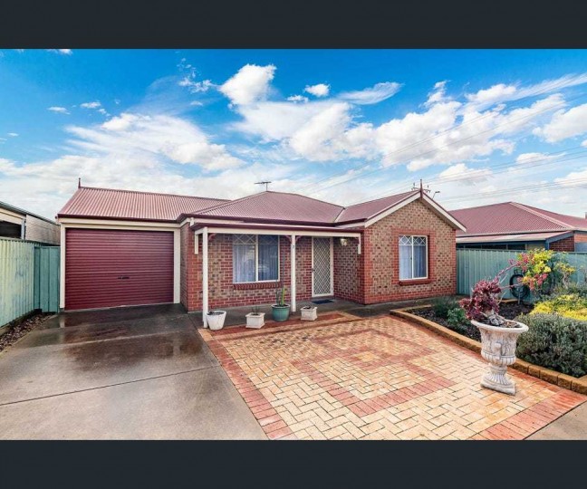 Lovely Villa in group near Golf Course!