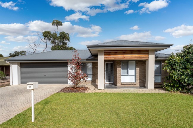 Handsome Home in Handsome Location