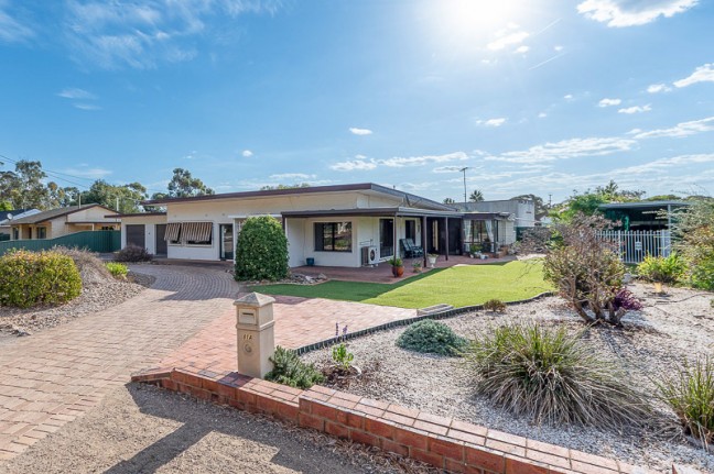 Location, àite, Location