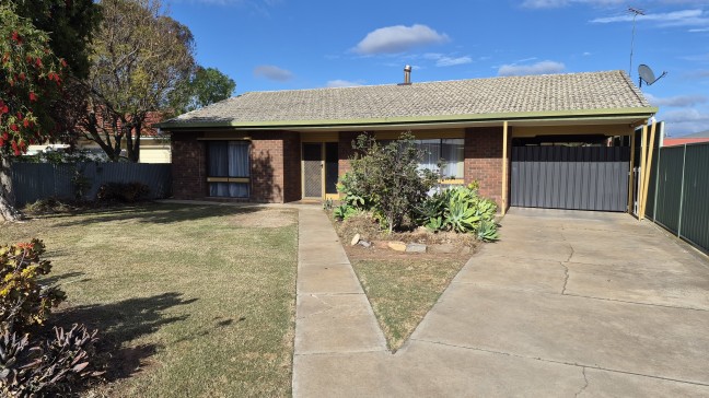 Centrally located, large Block + shed with power