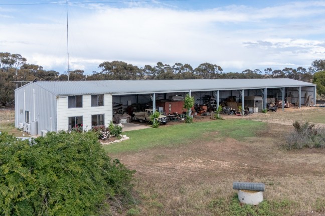 Unique Acreage Opportunity