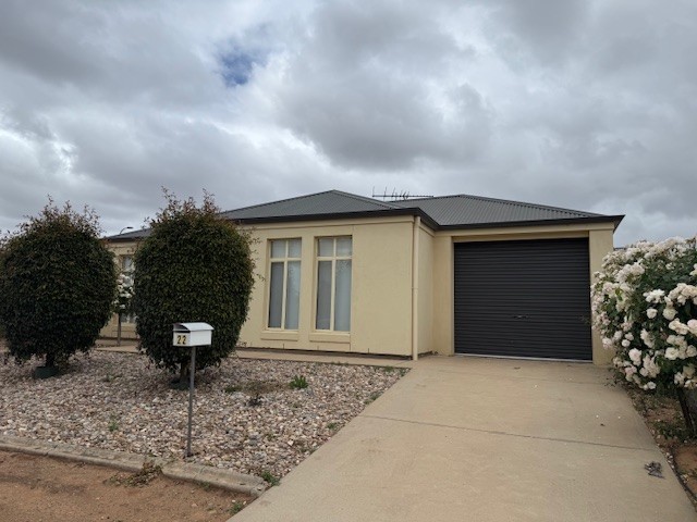 Located close to Long Island Reserve