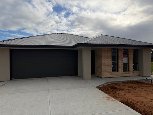 Contemporary Living in a Highly Desired Location