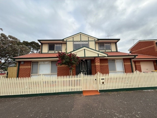 Quality Townhouse!
