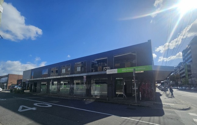 Prime Corner Location