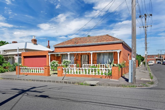 Corner Block, Potential Development Spot! (STCA)