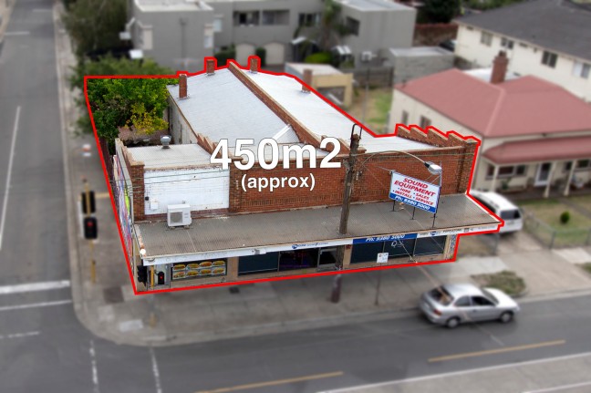 Corner Block, Great Exposure!