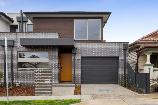 Sleek House! - Application Pending Inspection cancelled