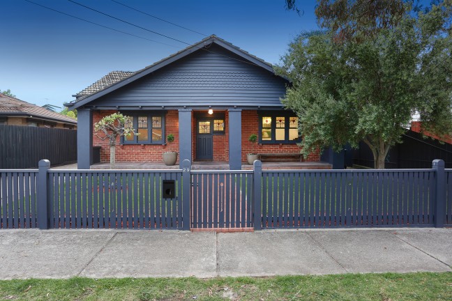 Virtual Auction THIS SATURDAY - please contact agent to register