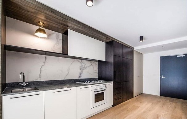 Live Amongst the Gum Trees & River Views!!