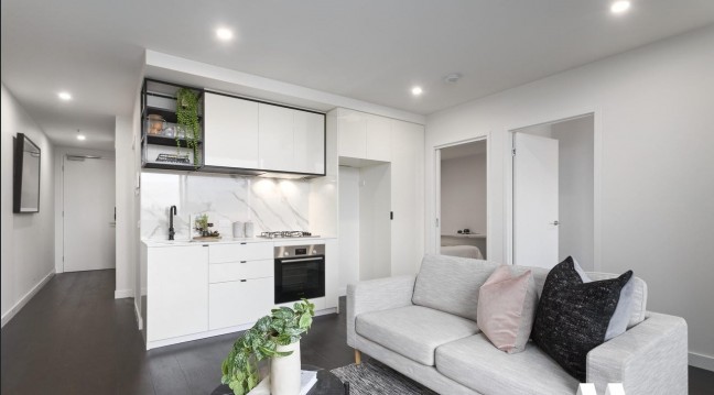 Great Views with Lifestyle Options!