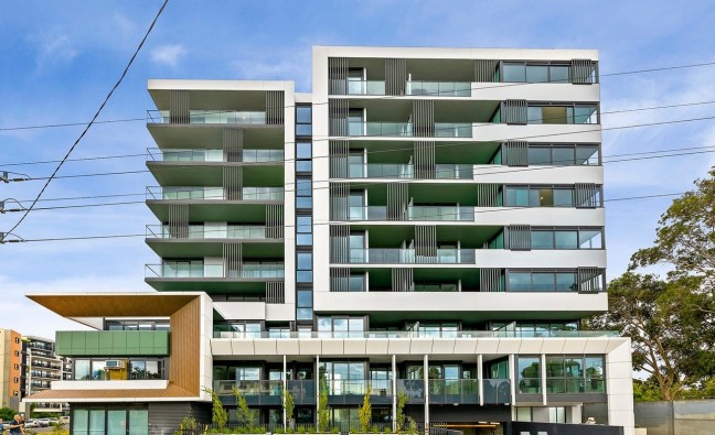 Modern Comfort in Convenient Locale!