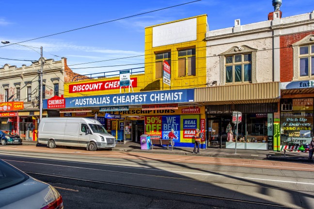 Expansive Triple-Fronted Retail Opportunity in a Prime Location