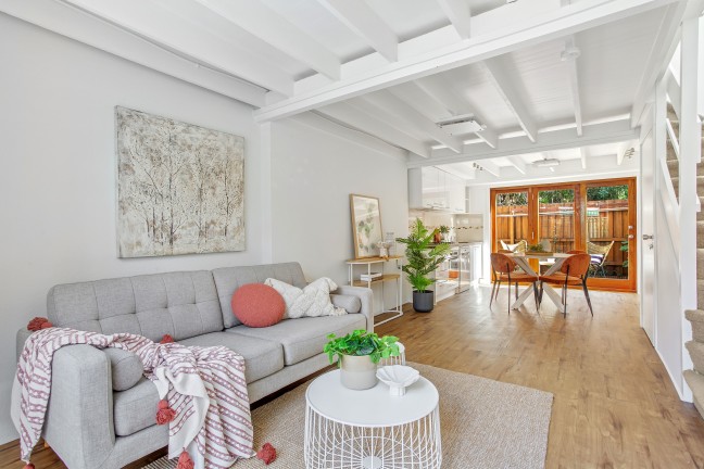 RESERVE $695,000