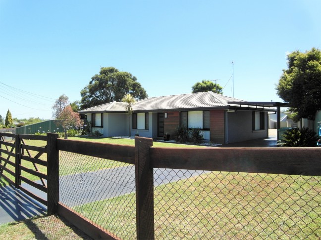 Fully Renovated home + Big shed + Big block = Big value