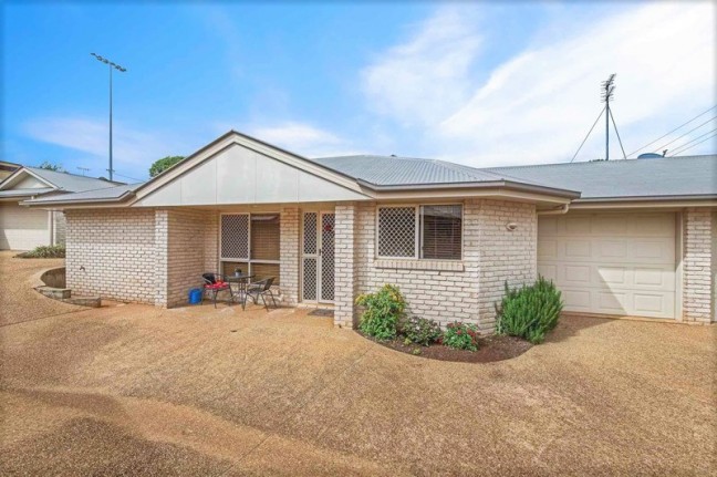 Excellent Value in Small & Secure Gated Complex