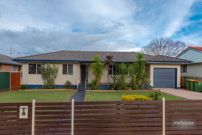 Updated Home with Dual Living - Backing onto Golf Club!