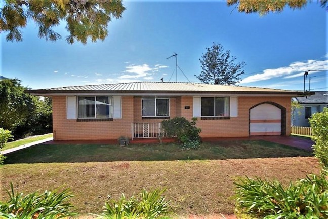Calling all Investors - Set & Forget Investment in Darling Heights!