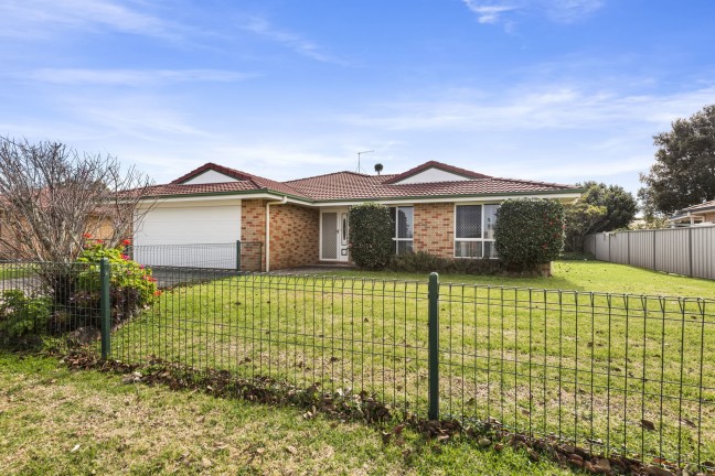 Spacious Family Home in Fantastic Wilsonton Location