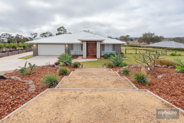 Massive Family Home, Flat Useable Block