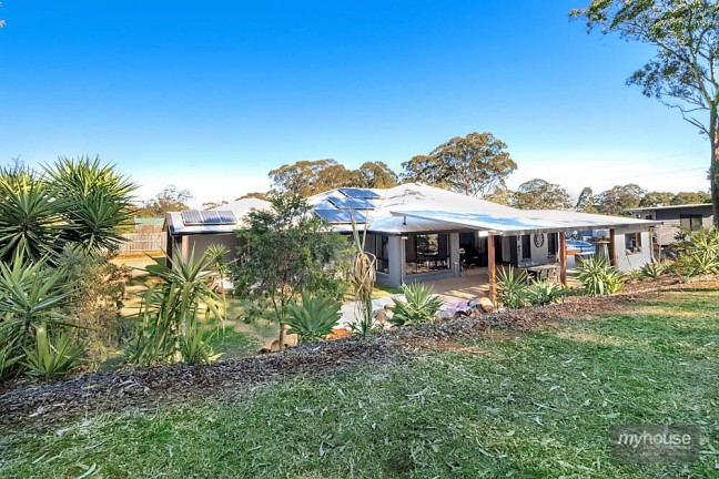 The Ultimate Entertainers home Plus Pool