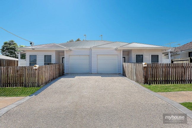 Well Appointed Duplex Opposite Parkland!
