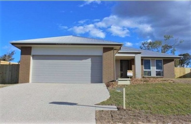 FAMILY HOME WITH FANTASTIC VIEWS!