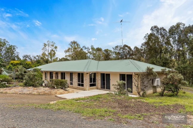 MASSIVE HOME ~ 1 ACRE PLUS+ ~ SHEDS!