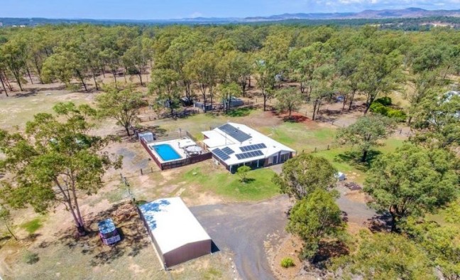 Entertainers Dream on 5 Acres!