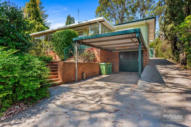 One Owner East-side Home in Elevated Position with Filtered Views!!