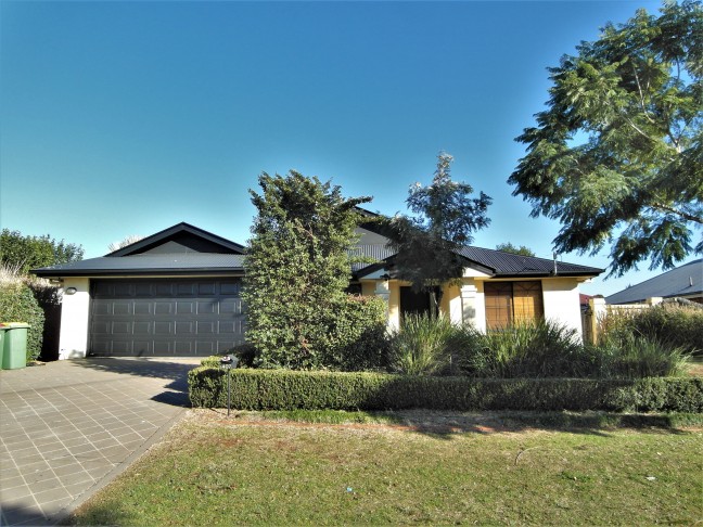 Spacious Home in Convenient Darling Heights Location