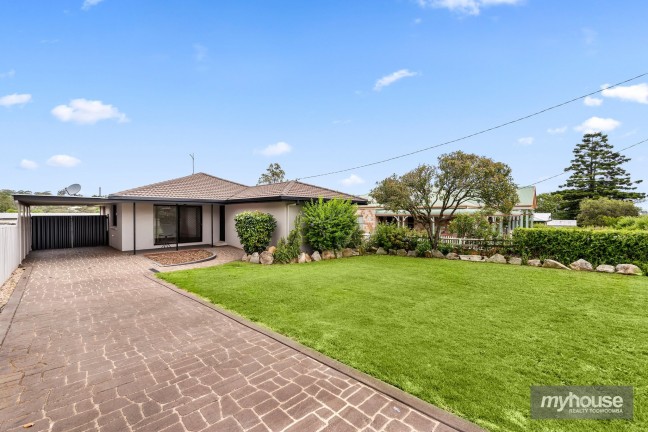 Renovated Family Home on 855m2 + Powered Shed!!