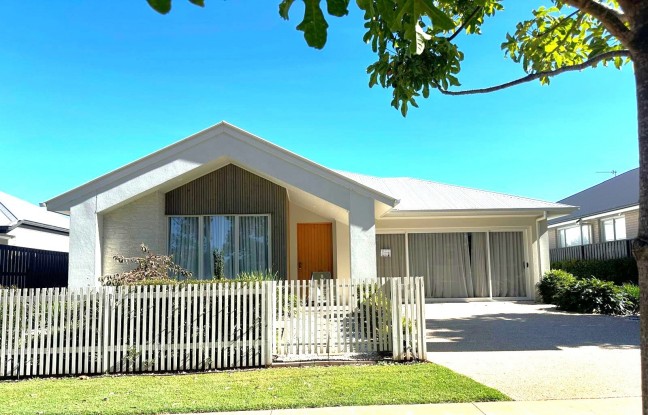 ~ Executive-Style Living ~ Former Display Home ~