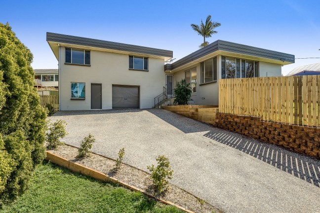 Parkland Views & Everyday Convenience - The Perfect Match!