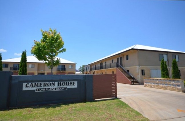 Fully Furnished Apartment Unit - Walk to USQ
