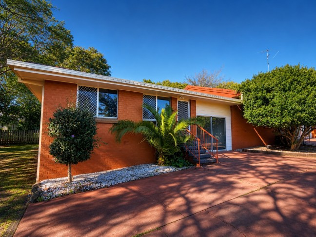 ~ Updated Unit in Downlands Precinct ~