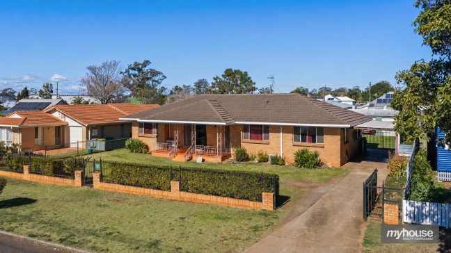 Large Family Home on CBD's Fringe - 1,012m2 on Two Lots + Shed!!