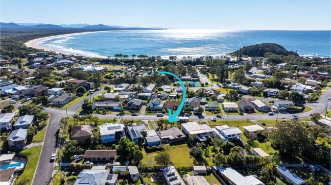 Excellent opportunity to get into the Scotts Head Property market on a budget!