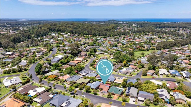 Coastal Living with Space, Style & Views