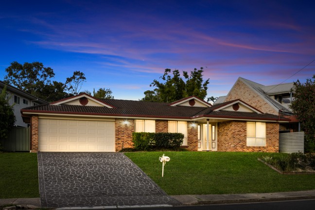 Introducing the best valued property for sale in magnificent Scotts Head !!