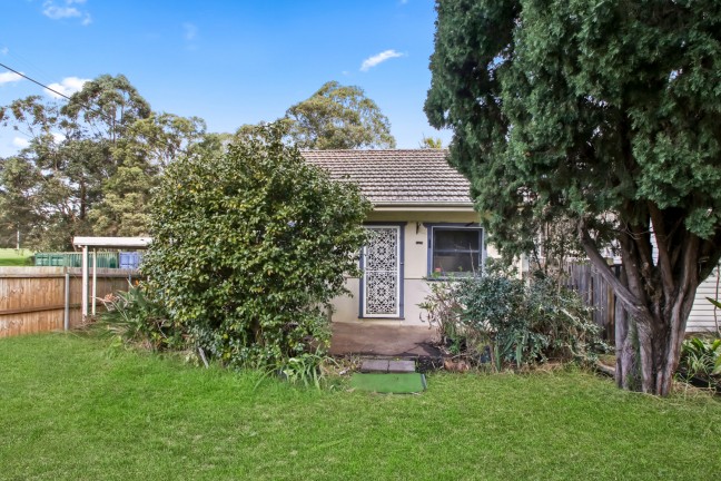 Cozy 1-Bedroom Home in a peaceful street of Rydalmere, AMPLE LOCATION!