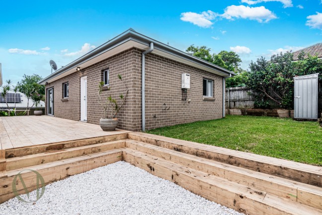 Charming 2-Bedroom Granny Flat in Rydalmere, NSW!