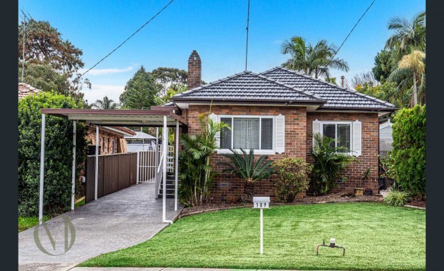 3-Bedroom Home in Rydalmere – Your New Place Awaits!